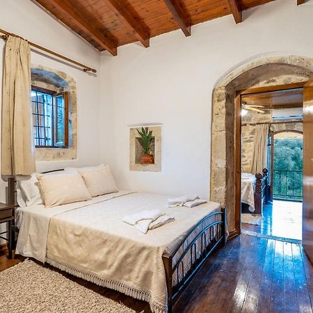 Villa Tzaniana Apomarma 外观 照片